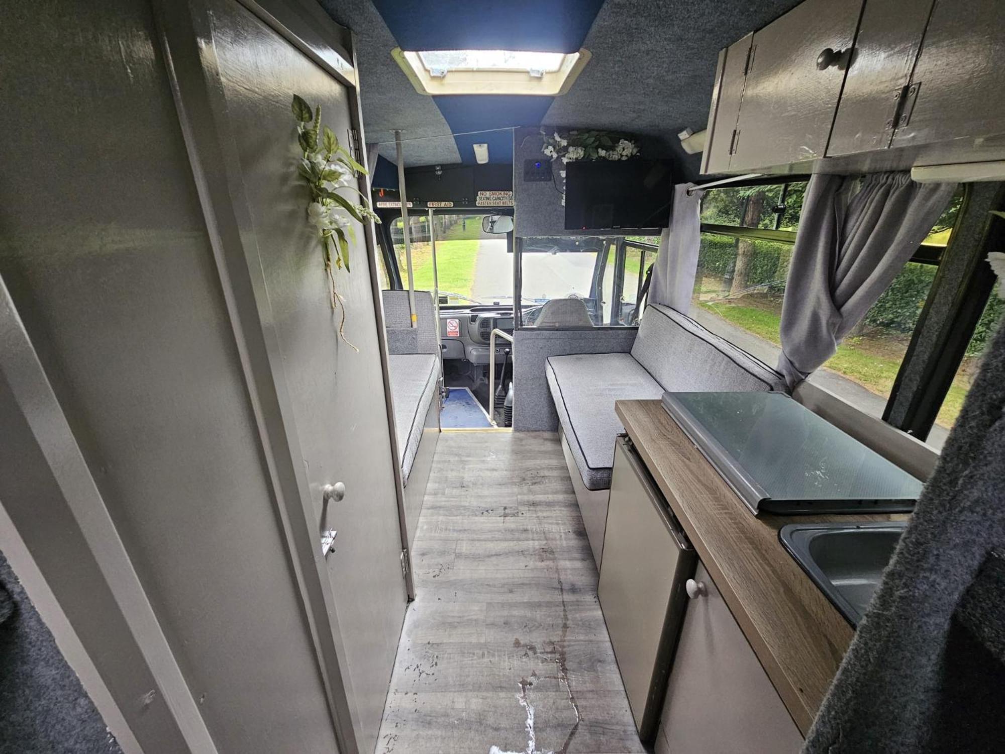 Retro Camper Hire Discover Ireland Campsite *